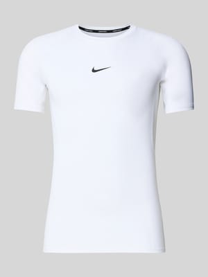 T-Shirt mit Logo-Print und Rundhalsausschnitt Shop The Look MANNEQUINE