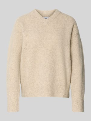 Strickpullover mit gerippten Abschlüssen Modell 'SAMELODY' Shop The Look MANNEQUINE