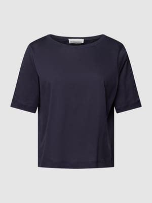 T-Shirt in unifarbenem Design Modell 'FINIAA MERCERIZED' Shop The Look MANNEQUINE