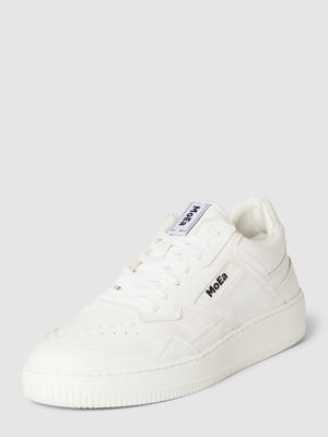 Sneakers met labeldetails Shop The Look MANNEQUINE