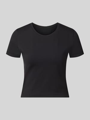 Cropped T-Shirt mit Rundhalsausschnitt Modell 'Feather' Shop The Look MANNEQUINE