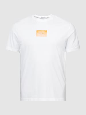 PLUS SIZE T-Shirt mit Label-Print Shop The Look MANNEQUINE