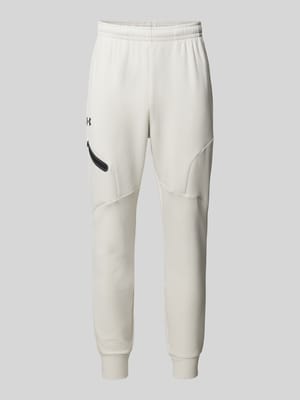 Relaxed fit sweatpants met logoprint, model 'Unstoppable' Shop The Look MANNEQUINE