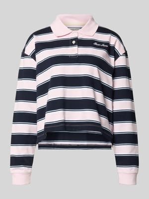 Przycięta koszulka polo z naszytym logo Shop The Look MANNEQUINE