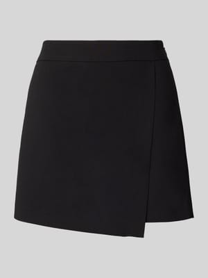 Loose Fit Shorts in Wickel-Optik Shop The Look MANNEQUINE