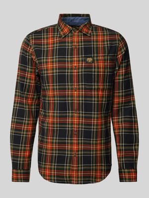 Slim fit vrijetijdsoverhemd met labelpatch, model 'Lumberjack' Shop The Look MANNEQUINE