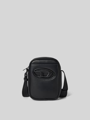 Crossbody Bag mit Label-Detail Shop The Look MANNEQUINE