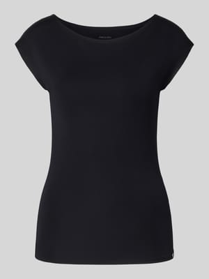 T-Shirt mit U-Boot-Ausschnitt und Label-Detail Shop The Look MANNEQUINE