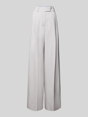Weite Anzughose mit hoher Taille - curated by Vicky Heiler Shop The Look MANNEQUINE