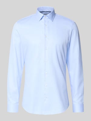 Super Slim Fit Business-Hemd mit Kentkragen Shop The Look MANNEQUINE