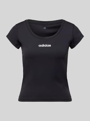 Cropped T-Shirt mit Label-Print Shop The Look MANNEQUINE