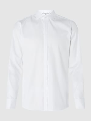 Slim fit smokingoverhemd van twill Shop The Look MANNEQUINE