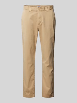 Regular Fit Chino mit Label-Detail Modell 'DAD' Shop The Look MANNEQUINE