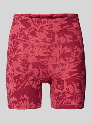 Super Skinny Fit Shorts mit breitem Bund Modell 'ESSENTIAL' Shop The Look MANNEQUINE