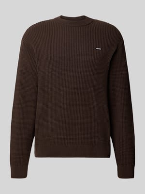 Regular Fit Strickpullover aus Baumwoll-Mix mit Label-Patch Shop The Look MANNEQUINE