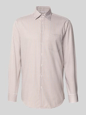 Regular Fit Business-Hemd mit Kentkragen und Brusttasche Shop The Look MANNEQUINE