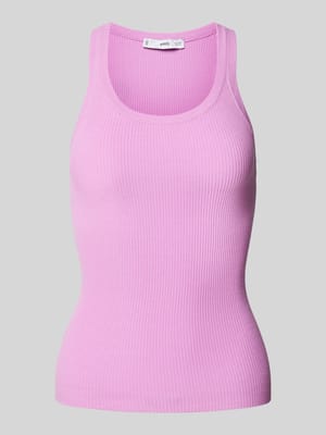 Slim Fit Tanktop in Ripp-Optik Modell 'RIRI' Shop The Look MANNEQUINE