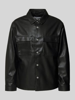 Regular Fit Hemdjacke in Leder-Optik Shop The Look MANNEQUINE