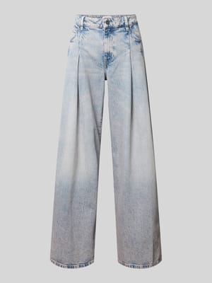 Wide Fit Jeans mit Bundfalten Shop The Look MANNEQUINE
