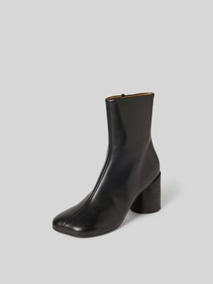 Stiefelette mit Reißverschluss Shop The Look MANNEQUINE