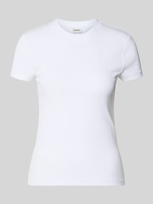 T-shirt o kroju slim fit z okrągłym dekoltem model 'COSTINA' Shop The Look MANNEQUINE