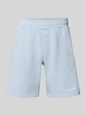 Szorty o kroju regular fit z wyhaftowanym logo Shop The Look MANNEQUINE