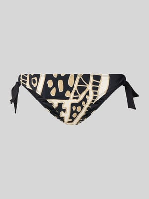 Bikinibroekje met vetersluiting opzij, model 'BUHRN' Shop The Look MANNEQUINE