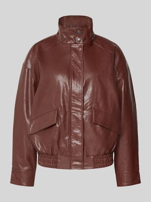 Regular fit jack in leerlook van viscosemix, model 'JULIA' Shop The Look MANNEQUINE