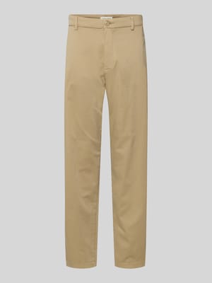 Tapered Fit Chino mit Gesäßtaschen Shop The Look MANNEQUINE