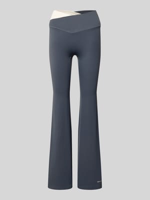 Flared legging met labelprint, model 'WANDER' Shop The Look MANNEQUINE