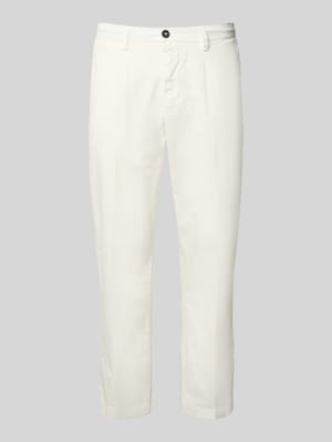 Hose mit Gesäßtaschen Modell 'PANTALACCIO POPELINE' Shop The Look MANNEQUINE