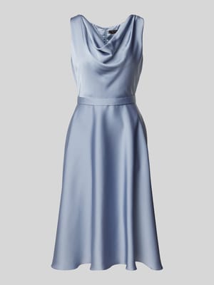 Knielanges Cocktailkleid mit Wasserfall-Ausschnitt Shop The Look MANNEQUINE