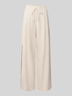 Relaxed Fit Weite Hose aus Lyocell-Mix Modell 'GODEZIA' Shop The Look MANNEQUINE