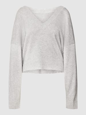 Gebreide pullover met V-hals, model 'MEYLANA' Shop The Look MANNEQUINE