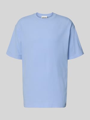 Relaxed Fit T-Shirt aus reiner Bio-Baumwolle Modell 'MAARKOS WAFFLE' Shop The Look MANNEQUINE
