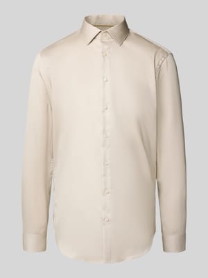 Slim Fit Business-Hemd mit Kentkragen Shop The Look MANNEQUINE
