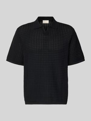 Regular Fit Poloshirt mit V-Ausschnitt Shop The Look MANNEQUINE