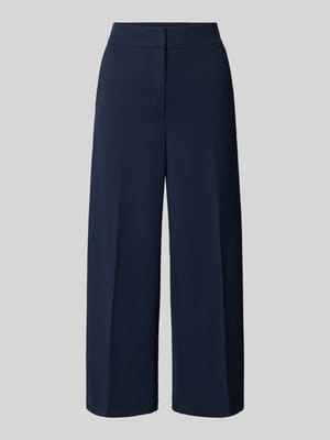 Stoffhose mit weitem Bein und Bügelfalten Shop The Look MANNEQUINE