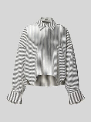 Relaxed Fit Hemdbluse mit verdeckter Knopfleiste Modell 'OSHIA' Shop The Look MANNEQUINE