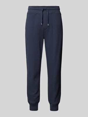 Sweatpants mit Label-Details Modell 'Structure' Shop The Look MANNEQUINE