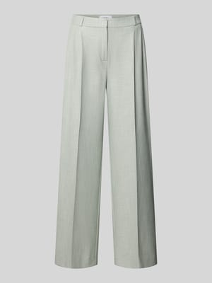 Wide Fit Stoffhose aus Viskose-Mix mit Bügelfalten Shop The Look MANNEQUINE