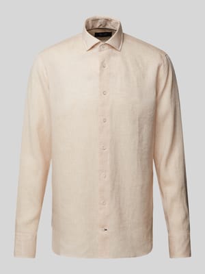Slim Fit Leinenhemd mit Kentkragen Modell 'Sykia' Shop The Look MANNEQUINE