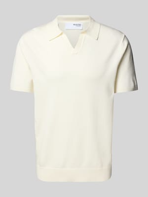 Poloshirt met V-hals, model 'TELLER' Shop The Look MANNEQUINE