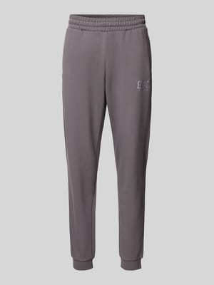 Regular fit sweatpants met elastische band Shop The Look MANNEQUINE