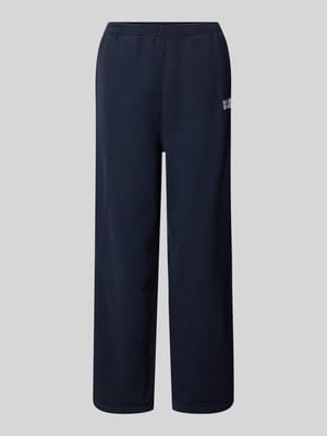 Sweatpants met Labelprint Model 'PLIZZY' Shop The Look MANNEQUINE