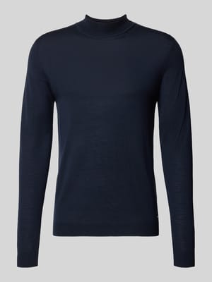 Slim Fit Strickpullover aus reiner Schurwolle mit Stehkragen Shop The Look MANNEQUINE