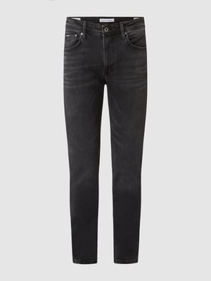 Slim Fit Jeans mit Label-Patch Modell 'Stanley'  Shop The Look MANNEQUINE