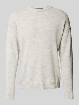 Gebreide pullover met extra brede schouders, model 'Malio' Shop The Look MANNEQUINE