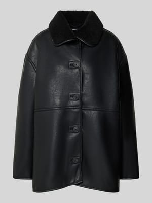 Jack in leerlook met voering van teddybont Shop The Look MANNEQUINE