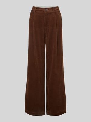 Cordhose mit Label-Detail Modell 'DANNA' Shop The Look MANNEQUINE